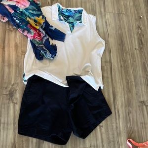 Caribbean Joe 🏝 sleeveless polo style blouse